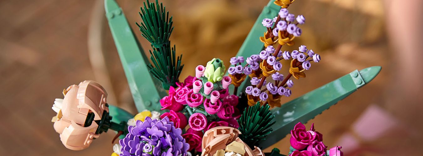 Offrez un bouquet de fleurs en Lego! (Photos) - Radio Contact