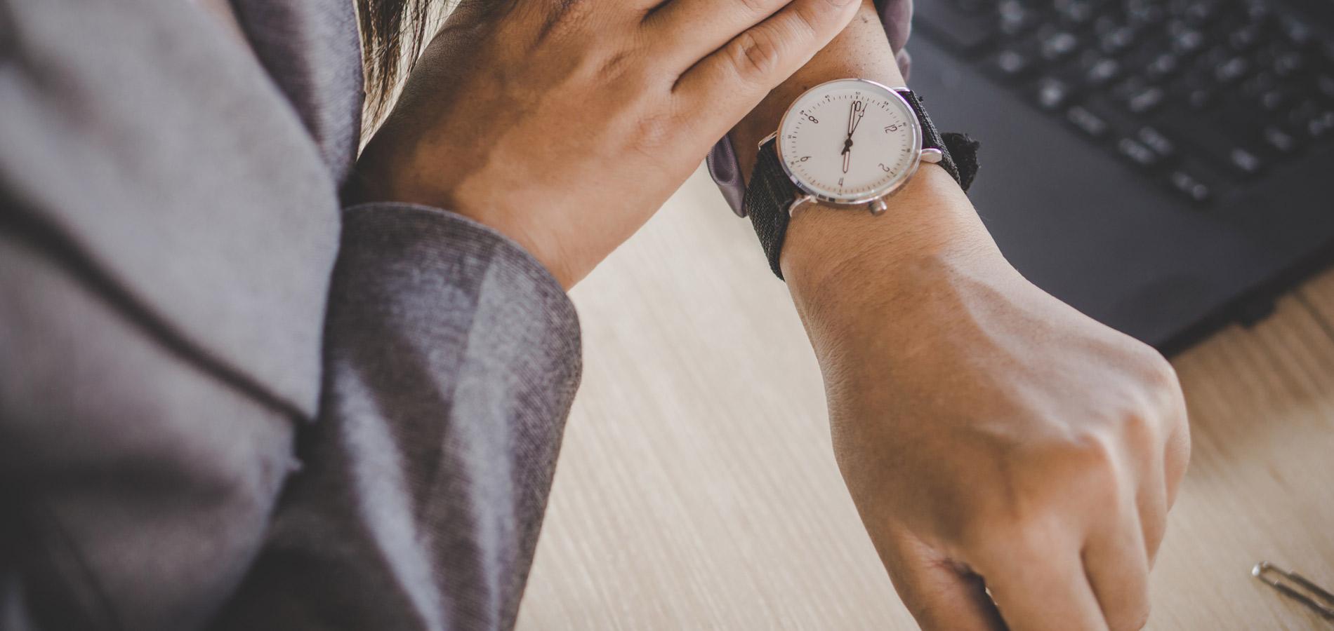 horaire-carriere-femme-bureau