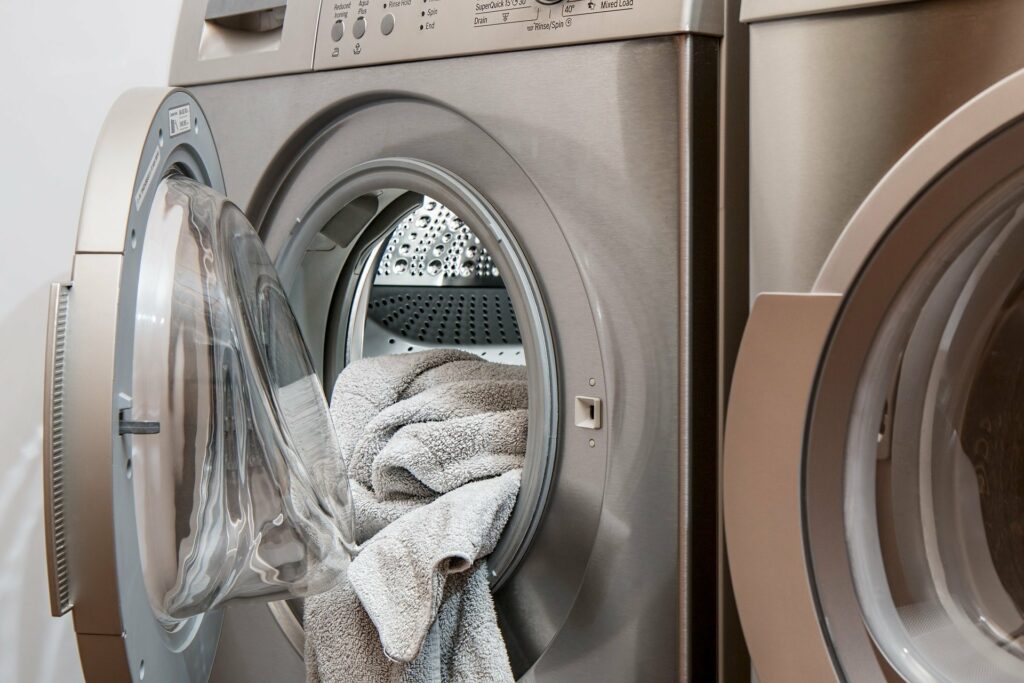 washing-machine-2668472_1920-1024×683