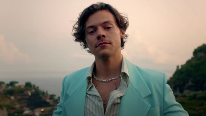 Harry-Styles-dans-le-clip-de-Golden-416512