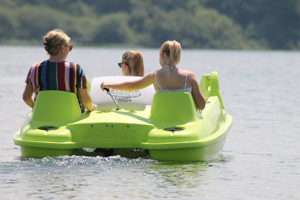 pedalo