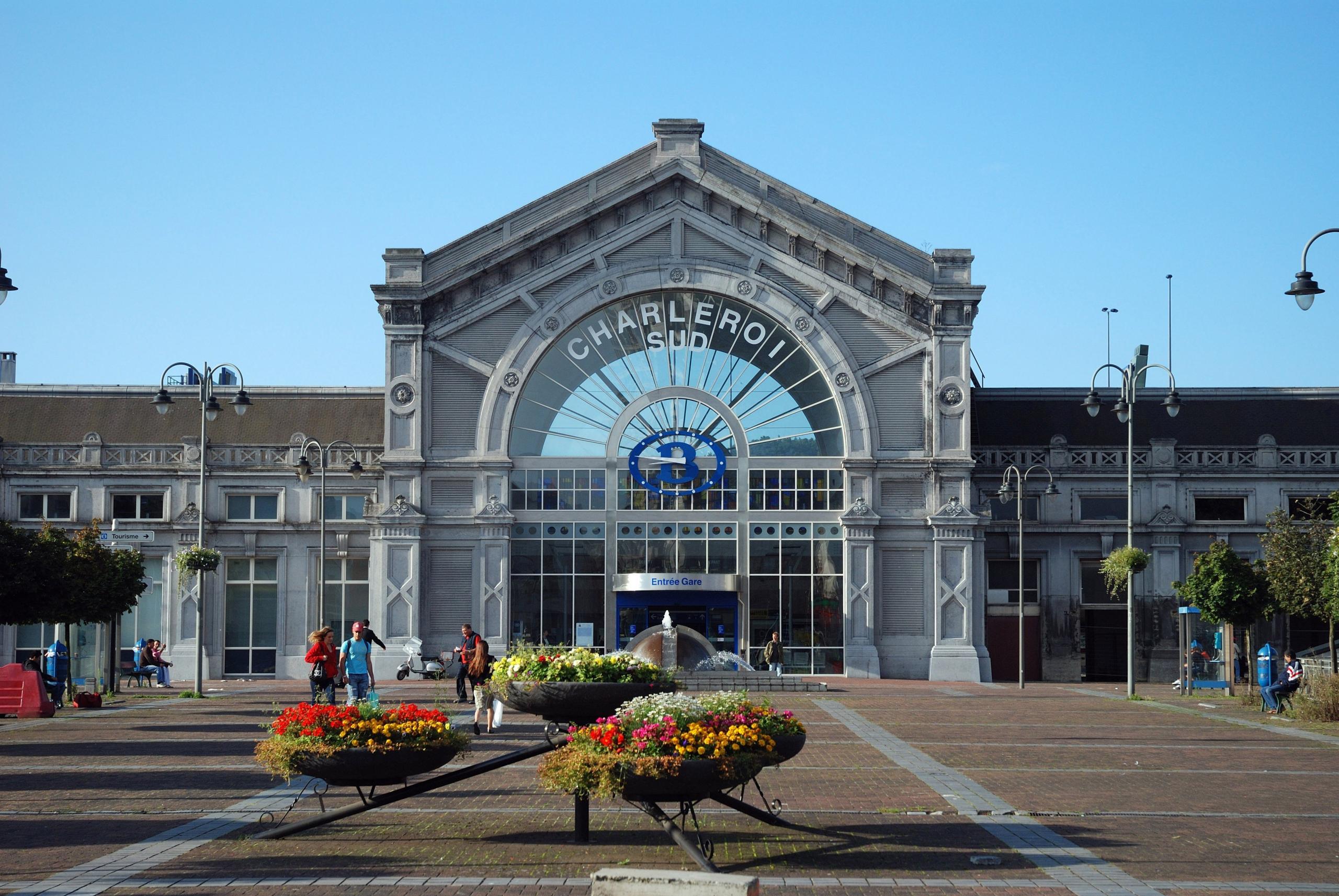 South Station in Charleroi.  Gare du Sud de Charleroi.