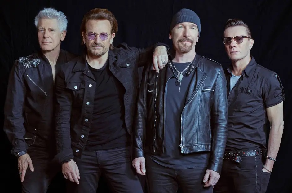 U2-2022-press-Olaf-Heine-billboard-1548