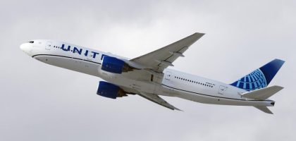 United Airlines Boeing 777